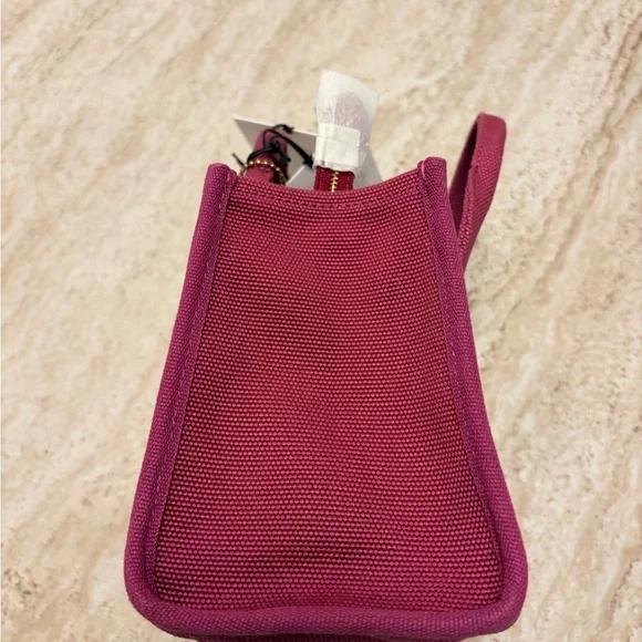 Coach Cargo Tote Bag 20 in Beautiful Muted Red Canvas and Embroidered Label - Picture 7 of 15